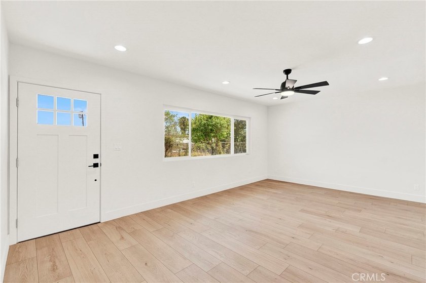 Properties like this rarely hit the market-only one duplex has - photo 41