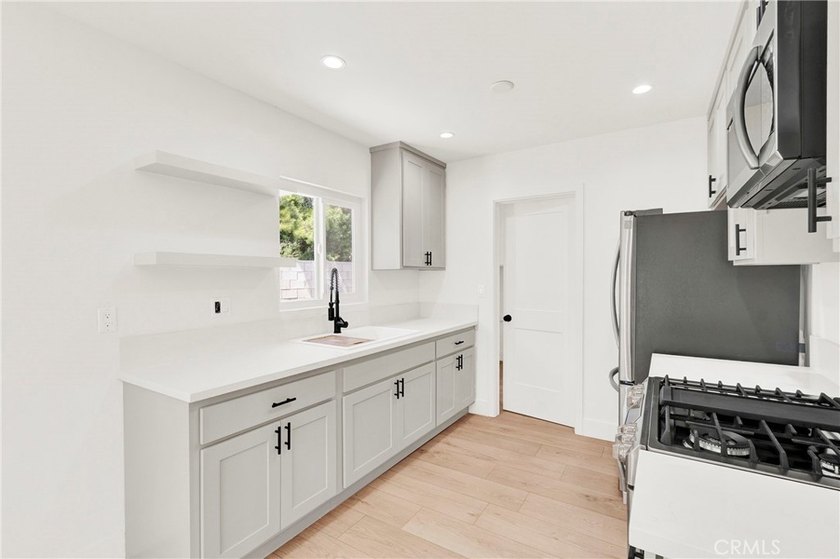 Properties like this rarely hit the market-only one duplex has - photo 45