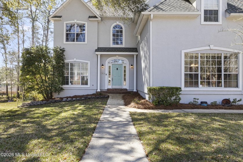 Don't miss out! Take advantage! Beautifully designed home in - photo 8