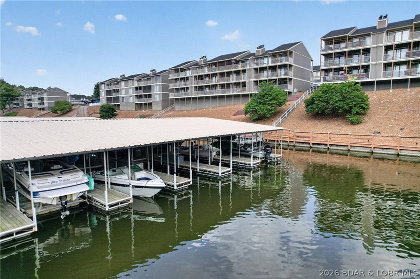 Prime Osage Beach Lakefront Opportunity! This furnished - photo 36