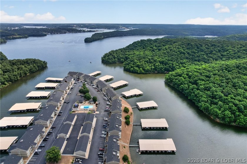 Prime Osage Beach Lakefront Opportunity! This furnished - photo 46