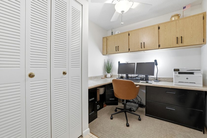 Welcome to Residence 404 at 2101 Marina Isle Way, a fourth-floor - photo 12