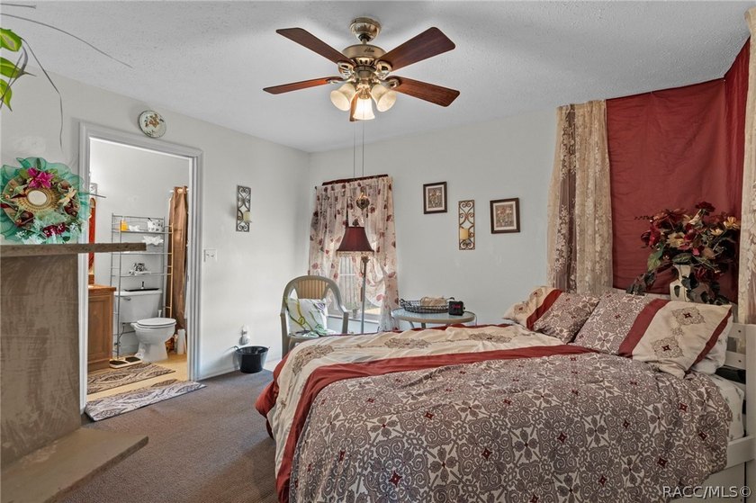 Great 3 Bedroom block home in nice area of Homosassa. Perfect - photo 14