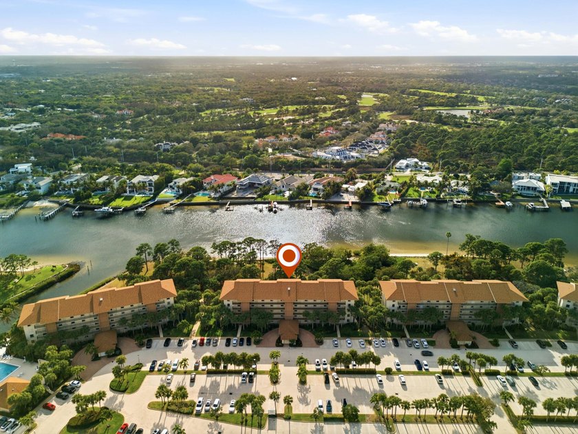 Welcome to Residence 404 at 2101 Marina Isle Way, a fourth-floor - photo 16