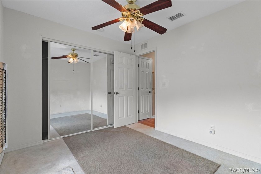 Great 3 Bedroom block home in nice area of Homosassa. Perfect - photo 22