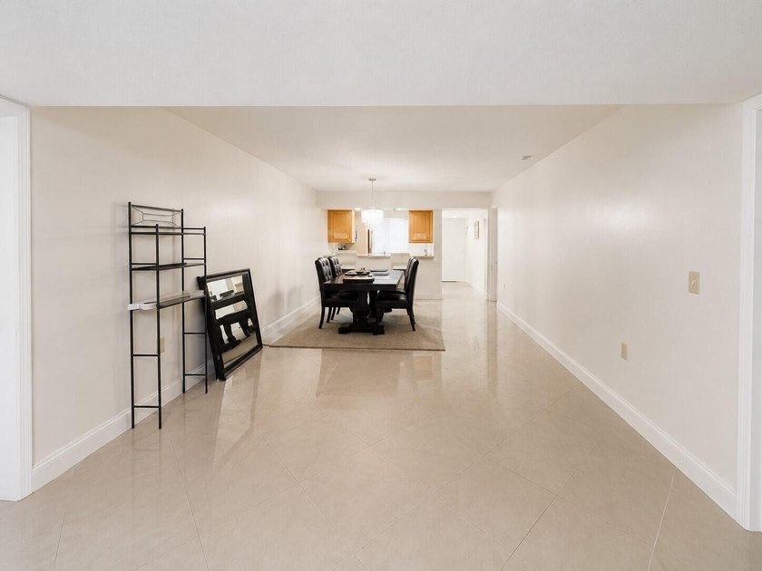 A must-see and exceptional value! Welcome to Whitehall at Lands - photo 5