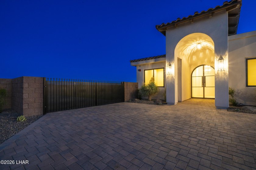 Welcome to 7976 Plaza de Los Pajaros, where luxury meets - photo 8