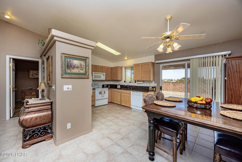 Welcome to this pristine 3BR/2BA home located on a quiet street - photo 6