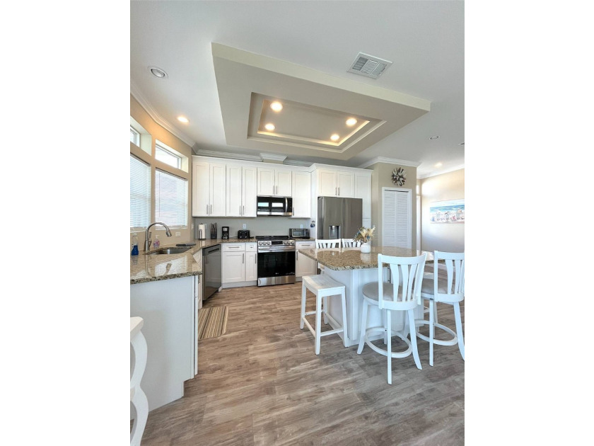 This home offers great rental potential for extra income or - photo 8