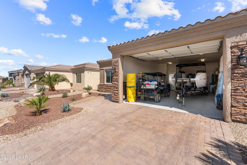 Island living at its Finest! This beautiful home is located in - photo 3