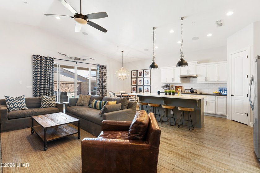 Island living at its Finest! This beautiful home is located in - photo 8
