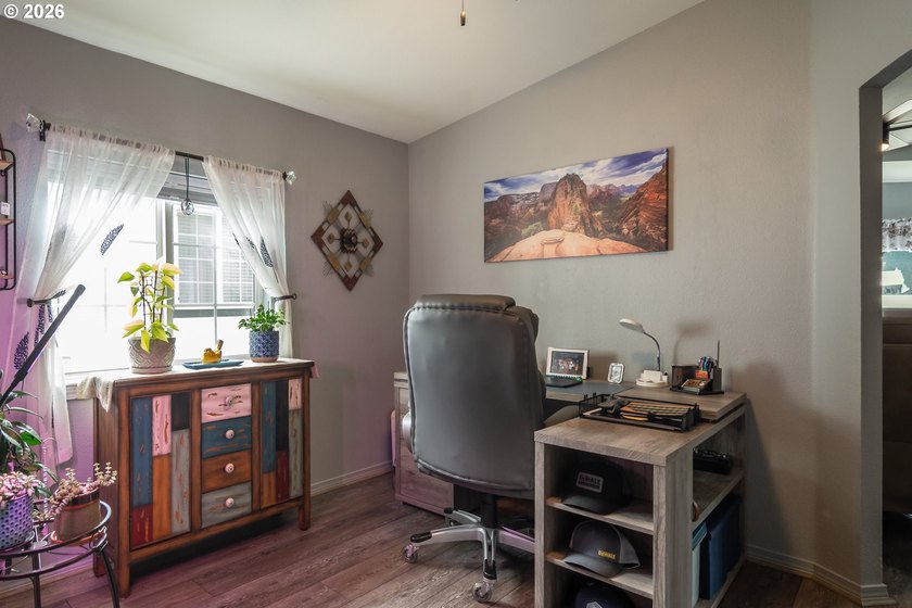Welcome to this stellar home in the desirable Littlebrook - photo 15