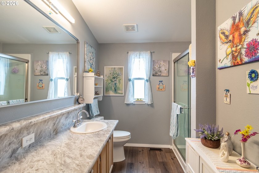 Welcome to this stellar home in the desirable Littlebrook - photo 18