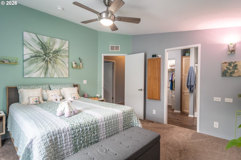 Welcome to this stellar home in the desirable Littlebrook - photo 21
