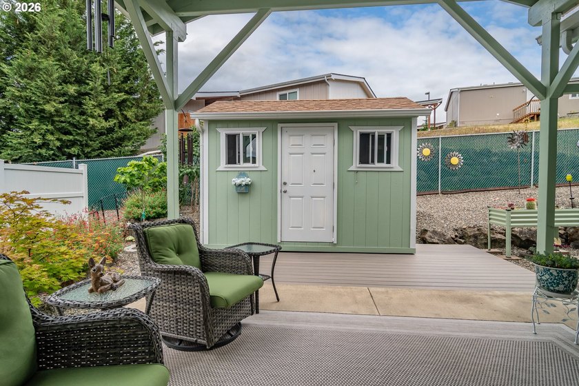 Welcome to this stellar home in the desirable Littlebrook - photo 30