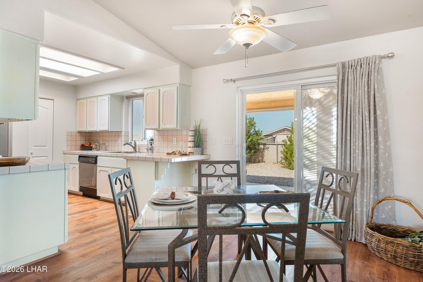 Live the Lake Havasu lifestyle at an affordable price! This - photo 8