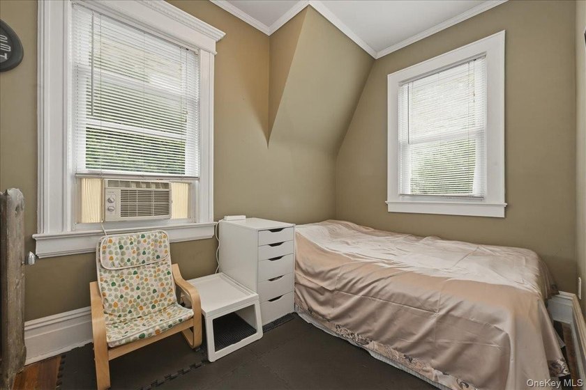 STOP THE CAR! Don't Miss out on this amazing 3 BR 1.5 Bath - photo 19