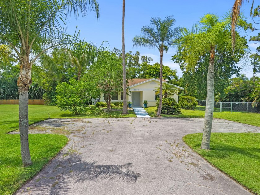 Experience the freedom of country living without sacrificing - photo 27