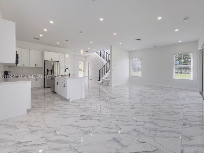 **NEW CONSTRUCTION** Stunning Brand-New 4Bedroom, 3Bathroom Home - photo 11
