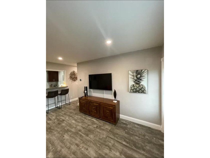 Excellent investment opportunity in a rapidly growing area of - photo 12