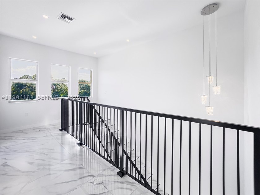 **NEW CONSTRUCTION** Stunning Brand-New 4Bedroom, 3Bathroom Home - photo 30