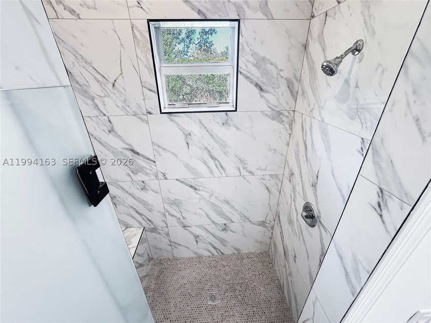 **NEW CONSTRUCTION** Stunning Brand-New 4Bedroom, 3Bathroom Home - photo 39