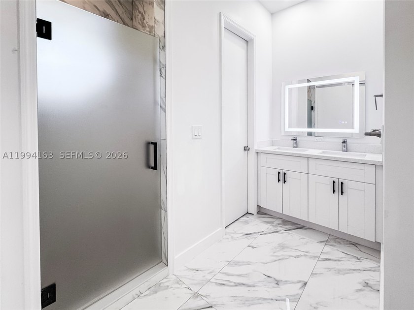 **NEW CONSTRUCTION** Stunning Brand-New 4Bedroom, 3Bathroom Home - photo 43