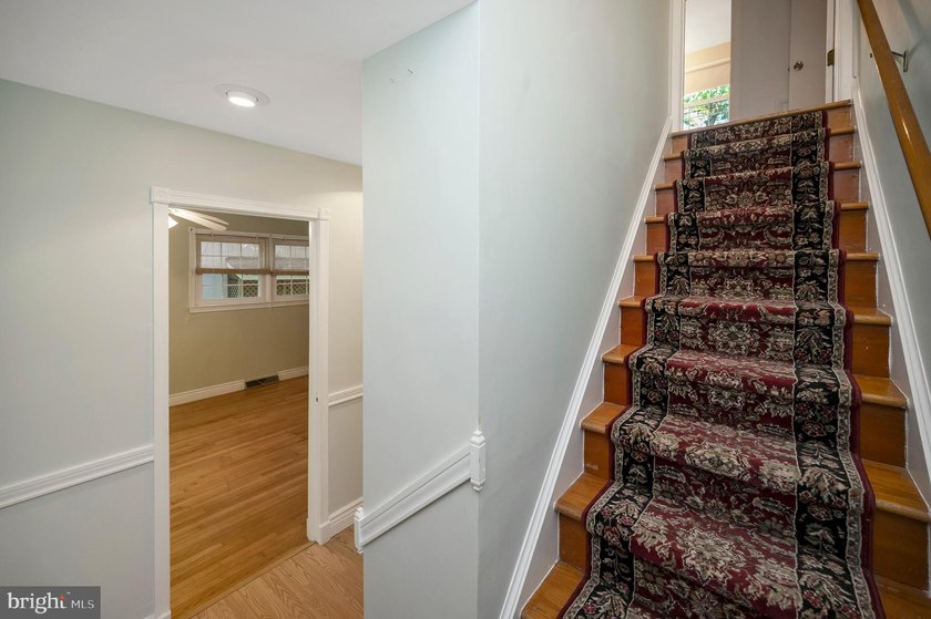 Welcome home to 139 Larkspur Lane, a waterfront retreat on - photo 31