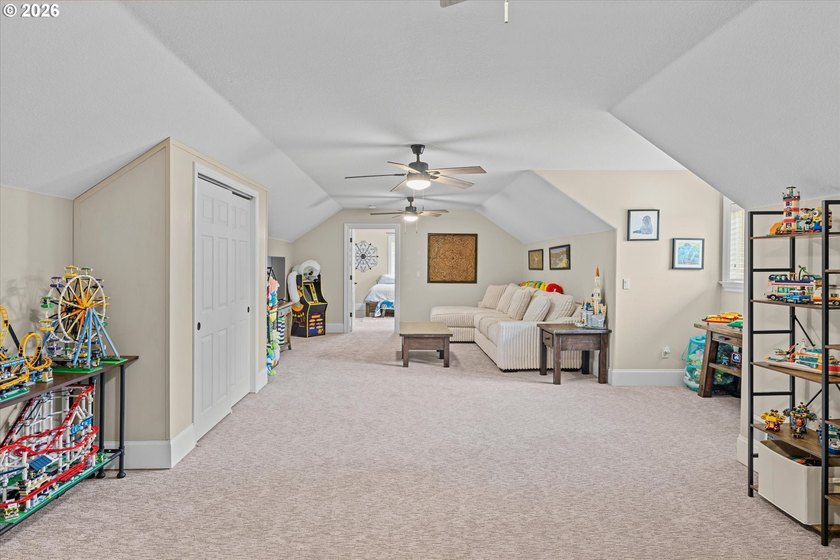 Tucked into Oregon City's Stone Creek Golf Course community - photo 34