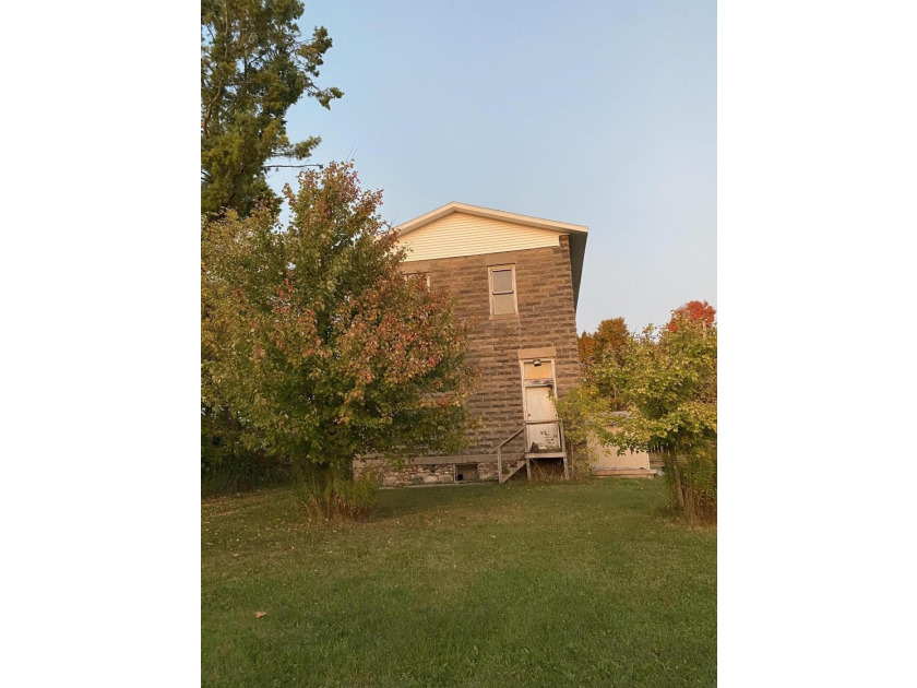 Step back in time with this extraordinary downtown Glennie - photo 3