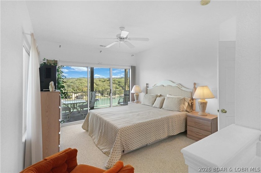 We invite you to take a look at this new listing here in Oak - photo 13