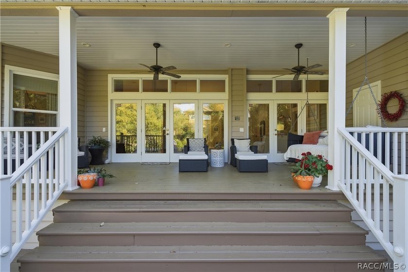 Opportunity awaits with the layout of this home. The main living - photo 17