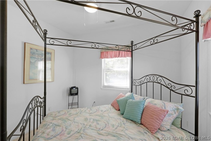 We invite you to take a look at this new listing here in Oak - photo 18