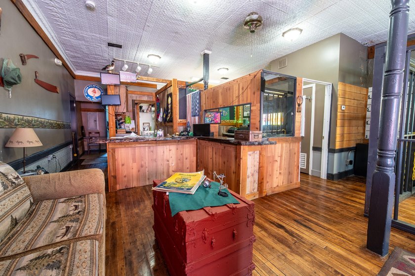 Looking for a property with endless possibilities? This - photo 8