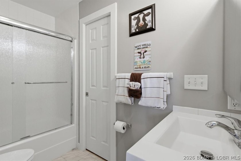 This 1-Bed, 1-Bath, condo spans 589 Sq Ft and is perfectly - photo 19
