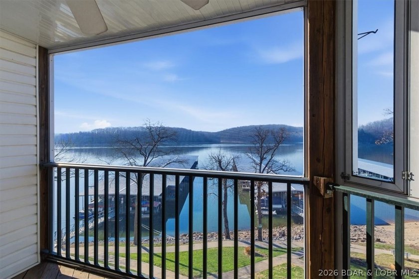 This 1-Bed, 1-Bath, condo spans 589 Sq Ft and is perfectly - photo 21