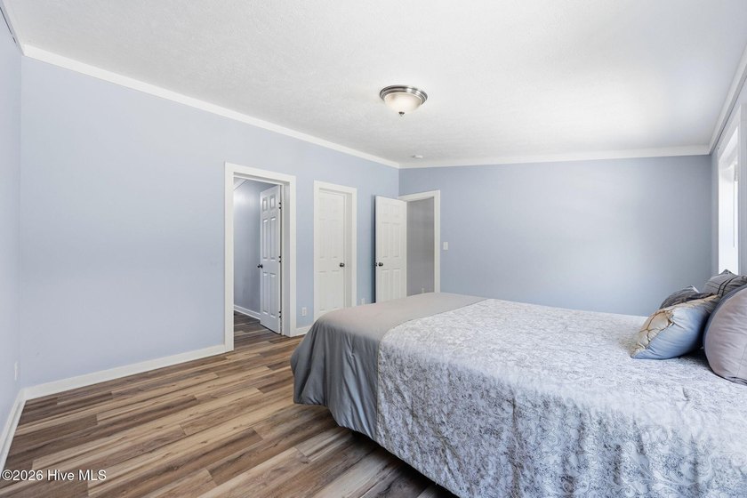 Better than new Modern Oasis on 1+ Acre in Hampstead &amp; No HOA in - photo 26