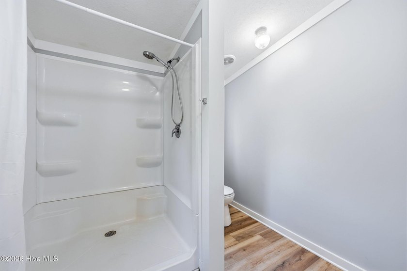 Better than new Modern Oasis on 1+ Acre in Hampstead &amp; No HOA in - photo 29
