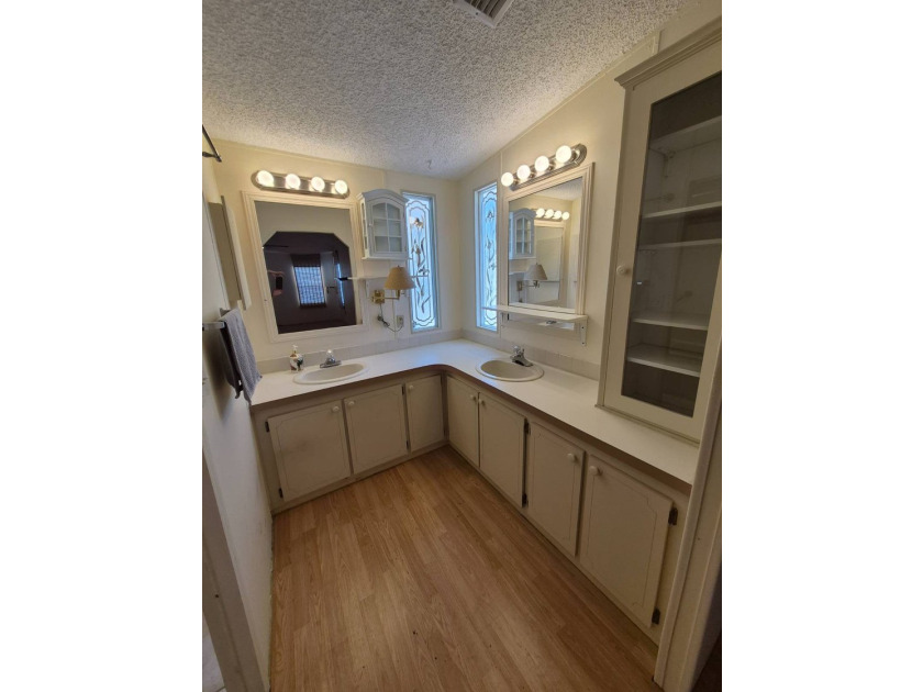 RIVERVIEW FLORIDA!! HACIENDA HEIGHTS!! ...one of the most - photo 33