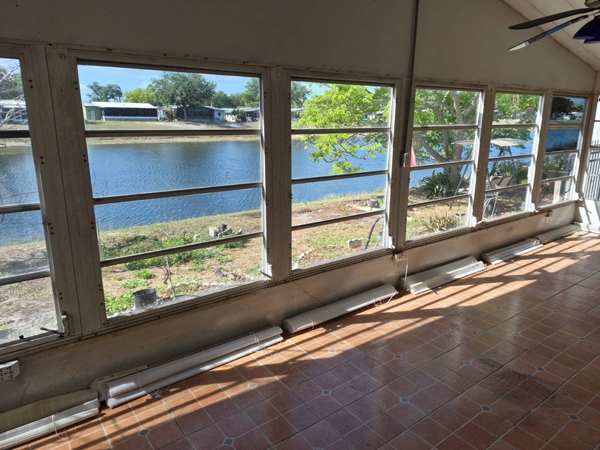 RIVERVIEW FLORIDA!! HACIENDA HEIGHTS!! ...one of the most - photo 37
