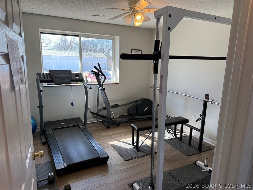 This 1-Bed, 1-Bath, condo spans 589 Sq Ft and is perfectly - photo 40