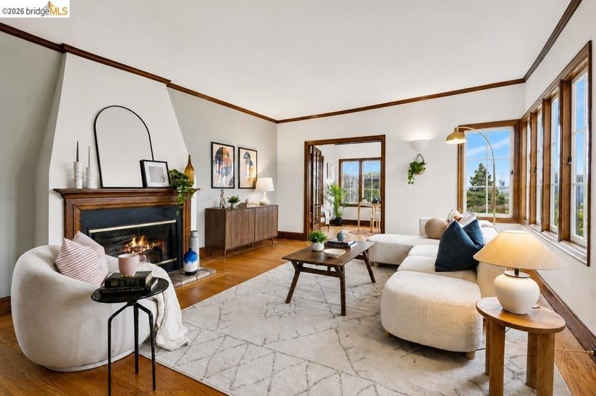 Sweeping views of the San Francisco Bay, the Campanile, and - photo 8