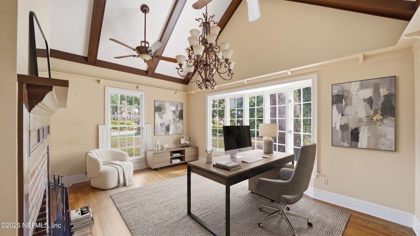 Tucked away on over 2 private acres in the heart of Mandarin - photo 30