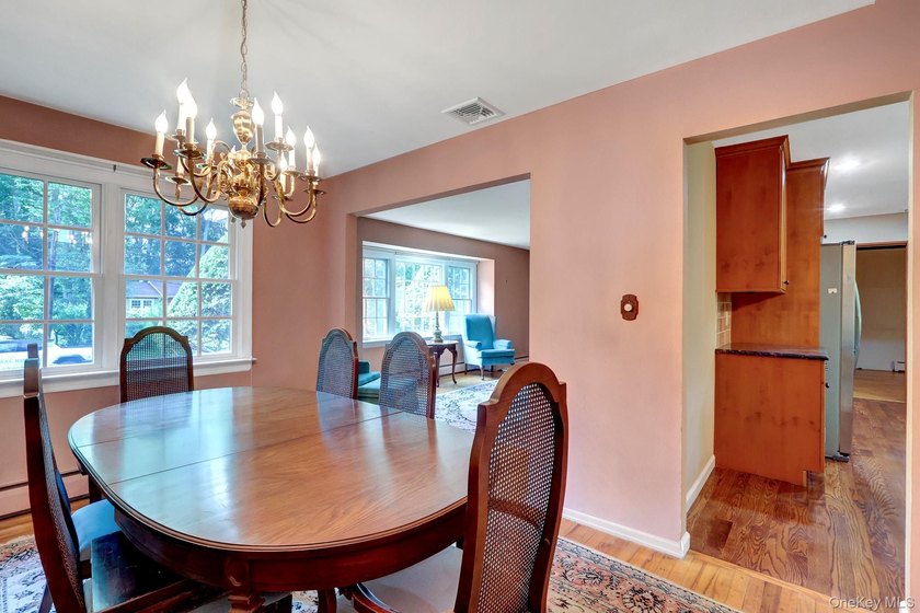 Welcome to this beautifully maintained cedar and brick-sided - photo 12