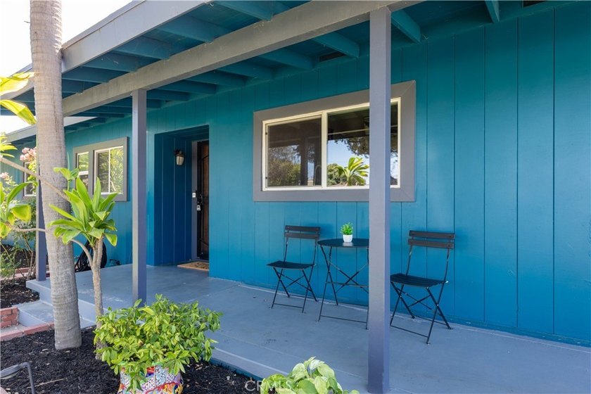 Located in the highly sought-after Los Altos neighborhood, this - photo 2