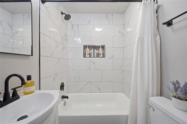Discover a premier turnkey investment property or chic modern - photo 24