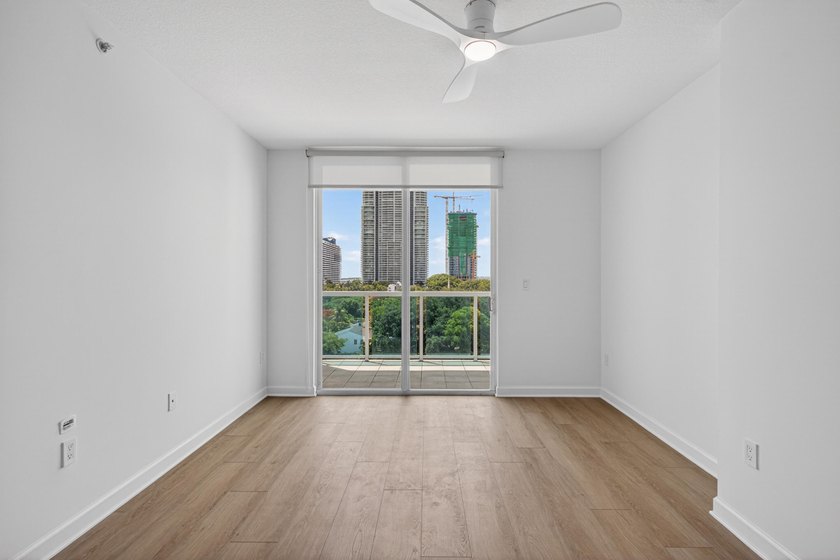 Live in the heart of Brickell and enjoy the ultimate Miami - photo 7