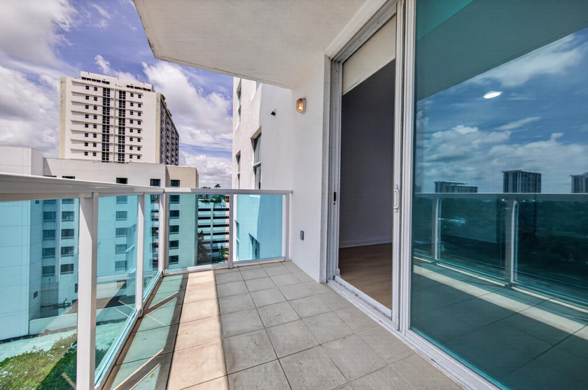 Live in the heart of Brickell and enjoy the ultimate Miami - photo 10