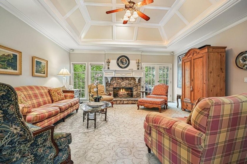 Welcome home to this charming ranch nestled on a private - photo 12