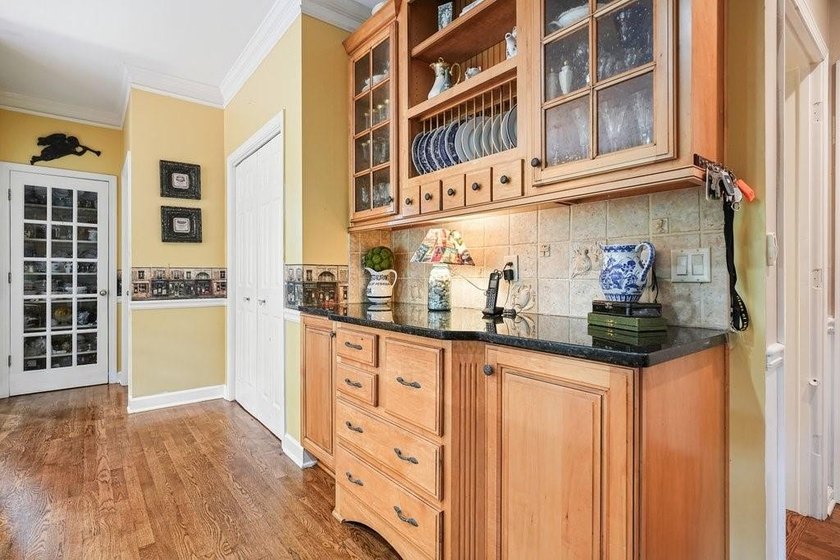 Welcome home to this charming ranch nestled on a private - photo 17